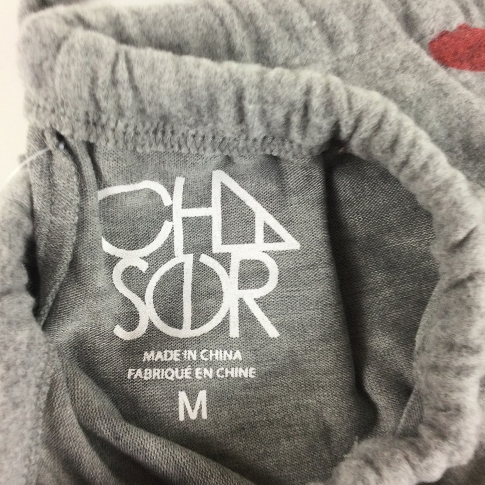 CHASER NWT Tiny Hearts Print Sweatpants Gray Red Size Medium - Picture 5 of 8